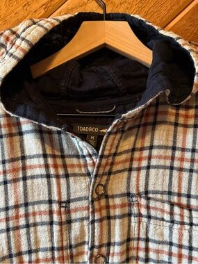 Toad&Co Plaid Hooded Shirt Jacket in Cream, Navy & Brown